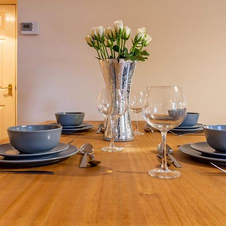 Host & Stay - Hillbrook House Apartment Грейт Малвърн Екстериор снимка