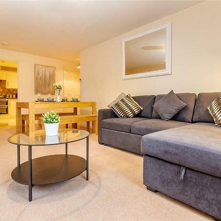Host & Stay - Hillbrook House Apartment Грейт Малвърн Екстериор снимка